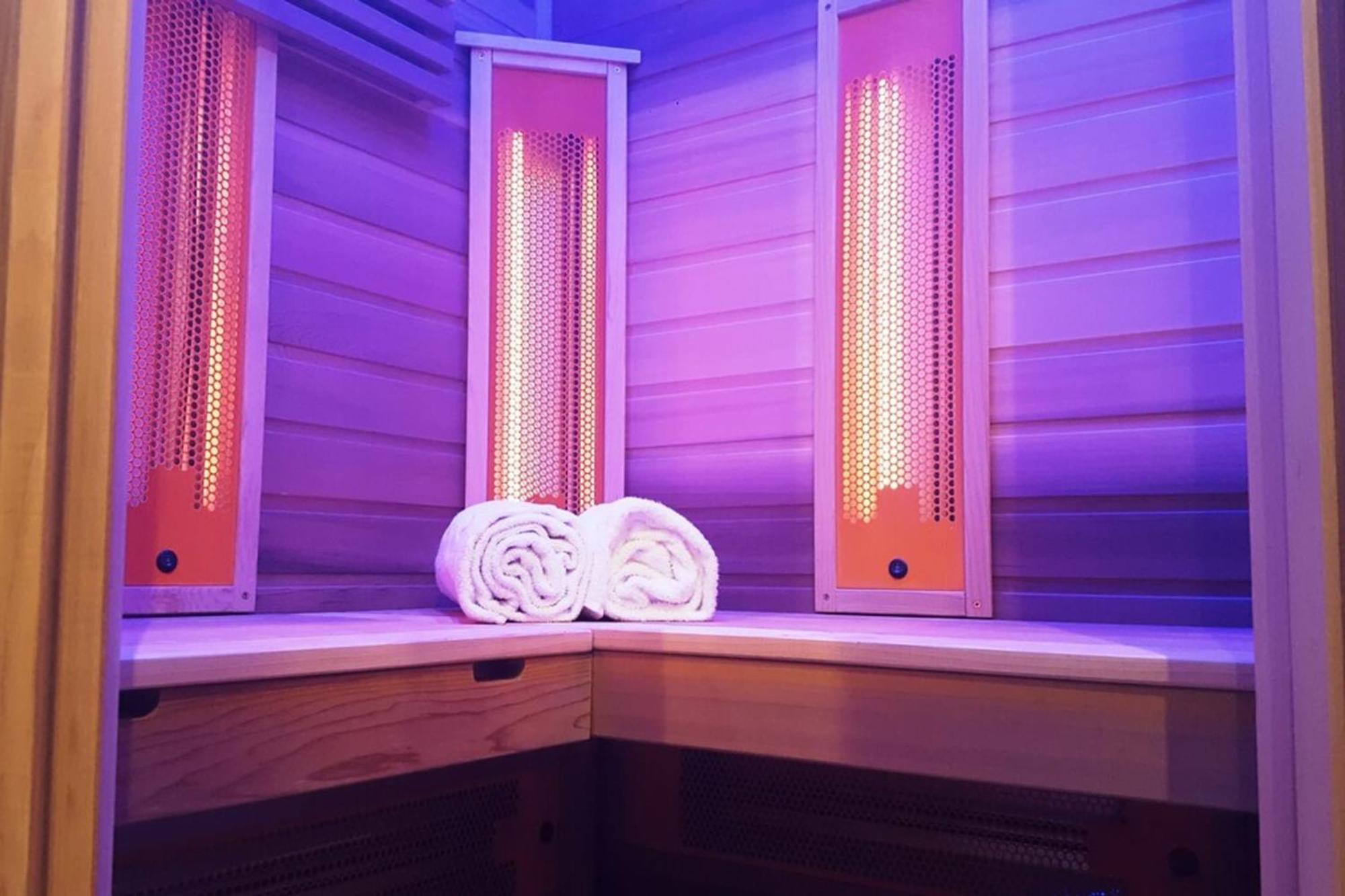 L'Eau Vive Jacuzzi Et Sauna En Vieille Ville 5 阿讷西 外观 照片