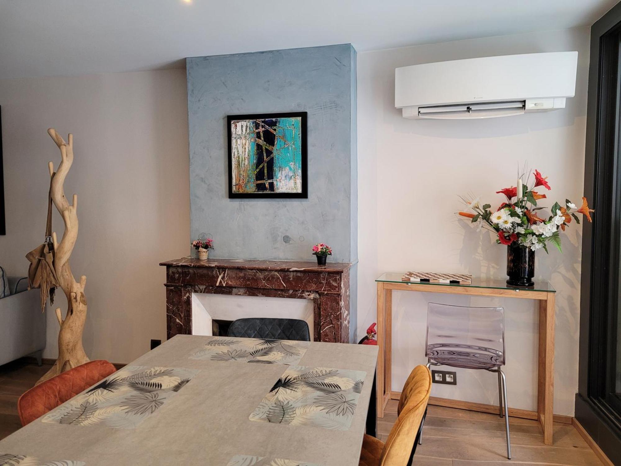 L'Eau Vive Jacuzzi Et Sauna En Vieille Ville 5 阿讷西 外观 照片