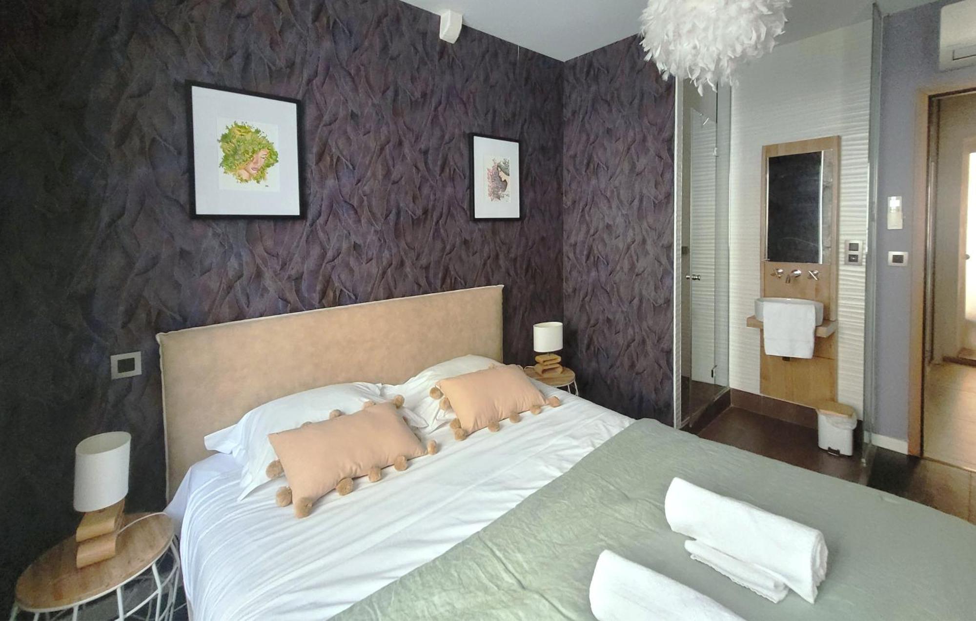 L'Eau Vive Jacuzzi Et Sauna En Vieille Ville 5 阿讷西 外观 照片